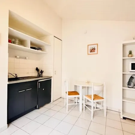 With Terrace Near The Old Port Apartment