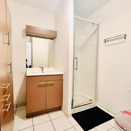 With Terrace Near The Old Port Apartment